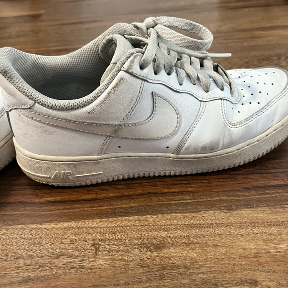 Air Force ones - Picture 7 of 7
